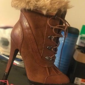 Platform fur lined stiletto boots! (Never worn)